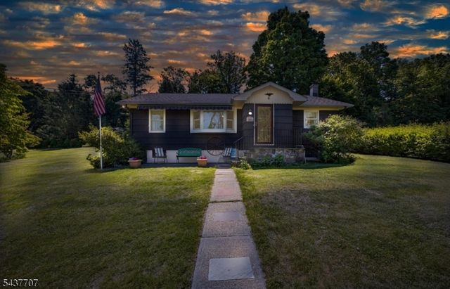 6 Odell Rd, Vernon Twp., NJ 07462
