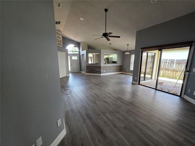 2371 PIEDMONT LAKES BOULEVARD, Apopka, FL 32703