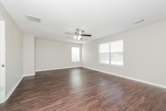 3330 Legends Mill Drive, Spring, TX 77386