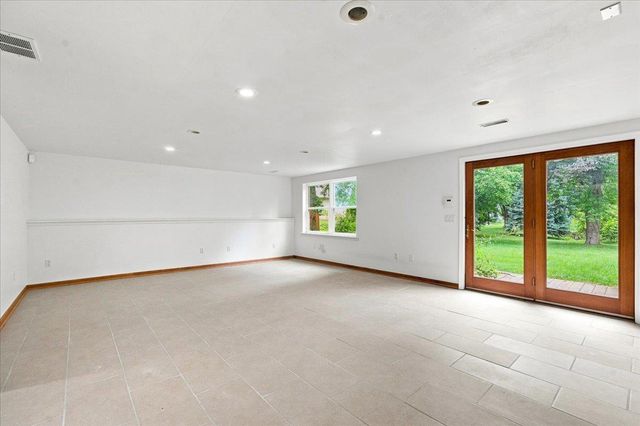 2880 Crinkle Root Drive, Fitchburg, WI 53711