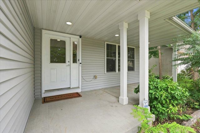 2880 Crinkle Root Drive, Fitchburg, WI 53711