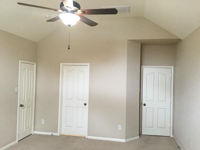 10006 Kendahlwood Lane, Tomball, TX 77375