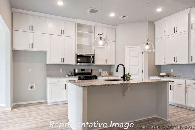 13437 S 72nd East Avenue, Bixby, OK 74008