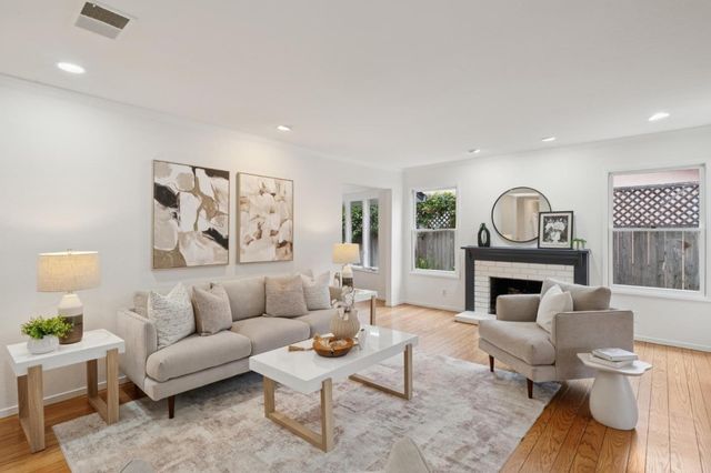 873 Cottonwood Drive, Cupertino, CA 95014