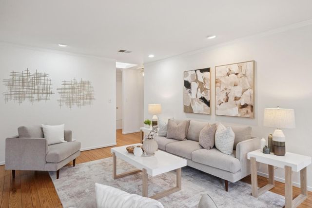 873 Cottonwood Drive, Cupertino, CA 95014