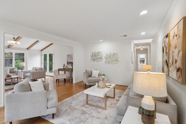 873 Cottonwood Drive, Cupertino, CA 95014