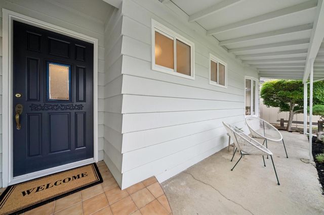 873 Cottonwood Drive, Cupertino, CA 95014
