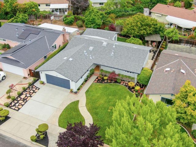 873 Cottonwood Drive, Cupertino, CA 95014