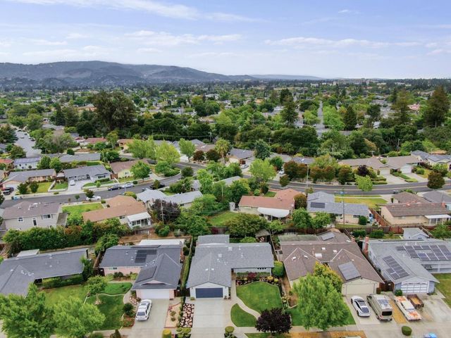 873 Cottonwood Drive, Cupertino, CA 95014