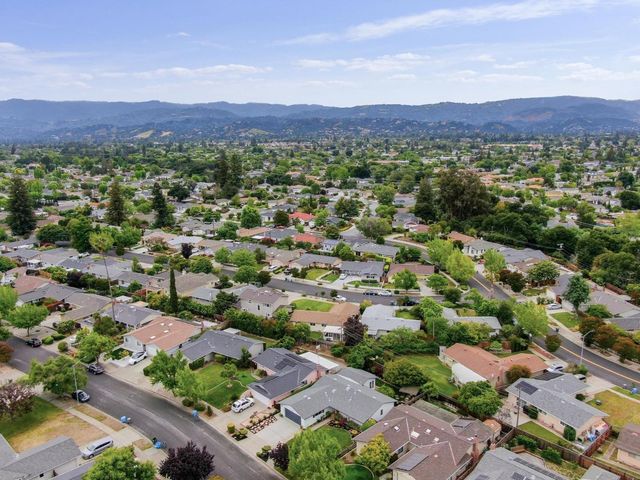 873 Cottonwood Drive, Cupertino, CA 95014