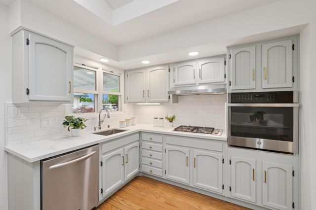 873 Cottonwood Drive, Cupertino, CA 95014