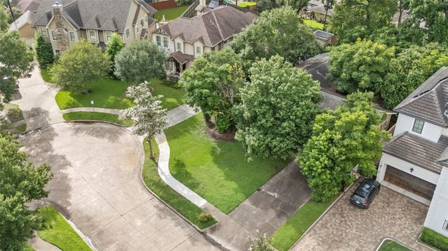 5146 Carew Street, Houston, TX 77096