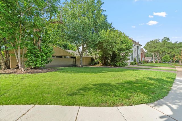 5146 Carew Street, Houston, TX 77096