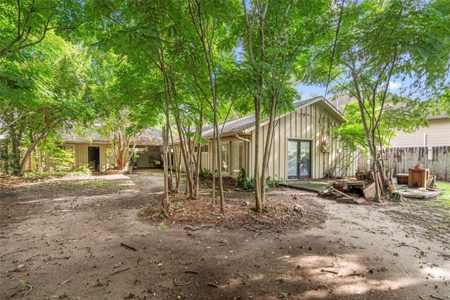 5146 Carew Street, Houston, TX 77096