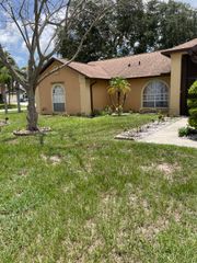 798 Koutnik Road SE 50, Palm Bay, FL 32909