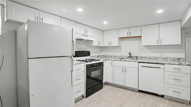 2977 Harding Avenue, Bronx, NY 10465