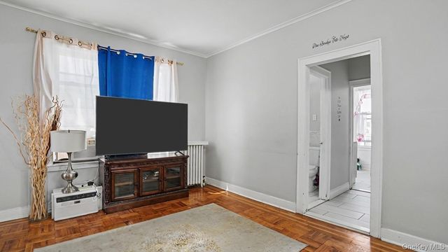 2977 Harding Avenue, Bronx, NY 10465