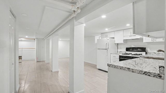 2977 Harding Avenue, Bronx, NY 10465