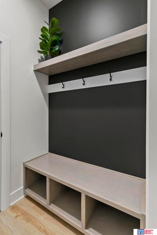 401 Half Moon Drive, Lincoln, NE 68527