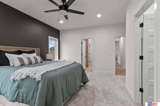 401 Half Moon Drive, Lincoln, NE 68527