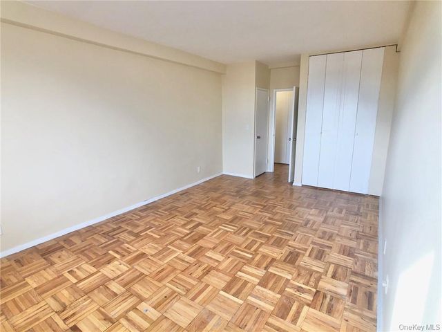 10 Lake Street 4A, White Plains, NY 10603