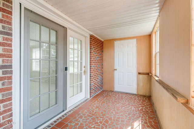 100 Fairway Drive, Gray, TN 37615