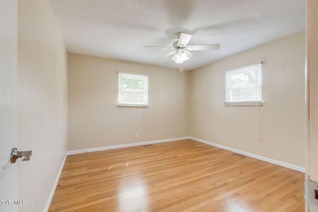 100 Fairway Drive, Gray, TN 37615