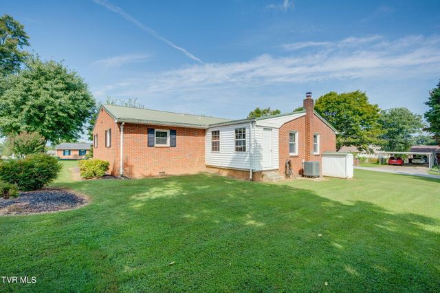 100 Fairway Drive, Gray, TN 37615