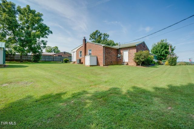 100 Fairway Drive, Gray, TN 37615