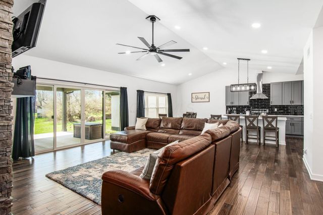 4300 Schirtzinger Road, Hilliard, OH 43026