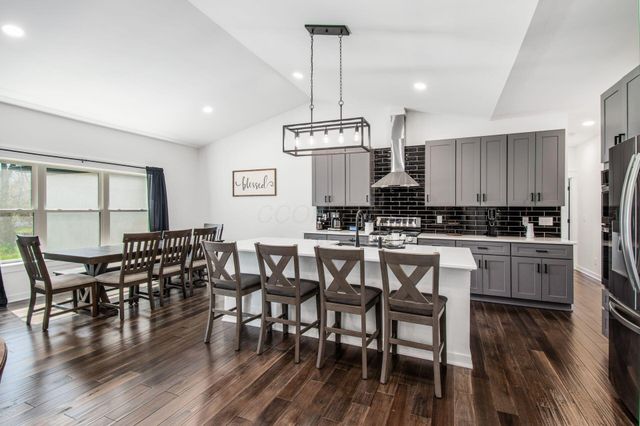 4300 Schirtzinger Road, Hilliard, OH 43026