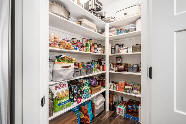 4300 Schirtzinger Road, Hilliard, OH 43026