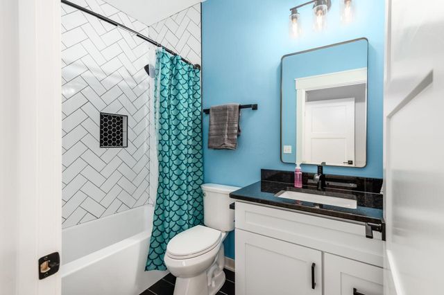 4300 Schirtzinger Road, Hilliard, OH 43026