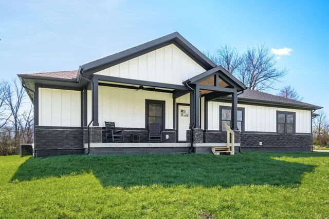 4300 Schirtzinger Road, Hilliard, OH 43026