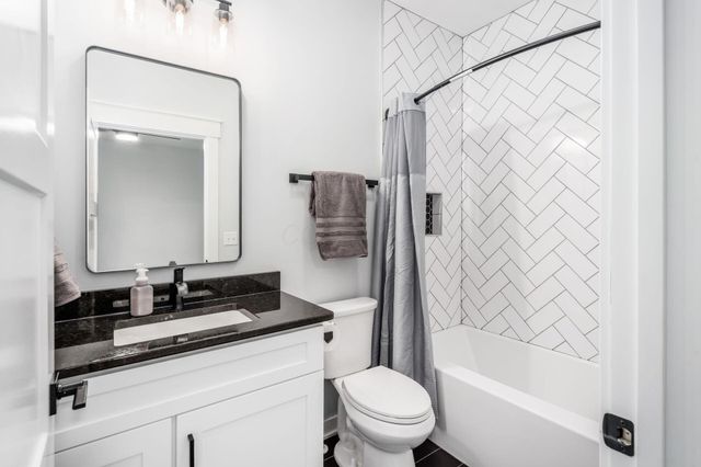 4300 Schirtzinger Road, Hilliard, OH 43026