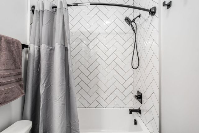 4300 Schirtzinger Road, Hilliard, OH 43026