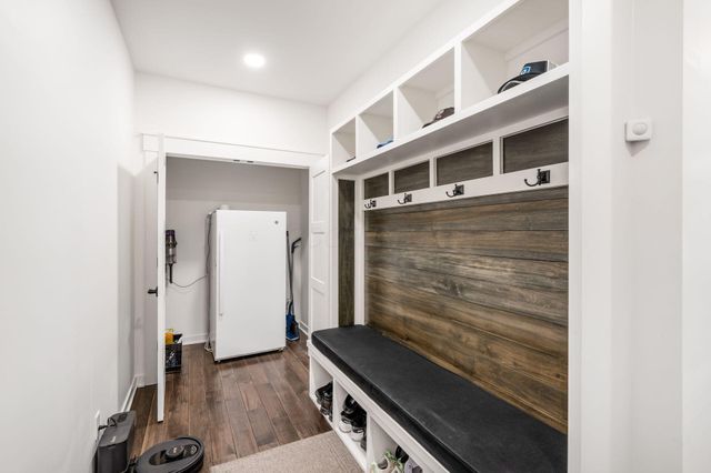 4300 Schirtzinger Road, Hilliard, OH 43026