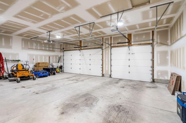 4300 Schirtzinger Road, Hilliard, OH 43026