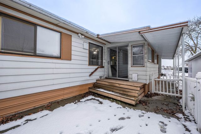 1205 E Lyons Rd, Spokane, WA 99208