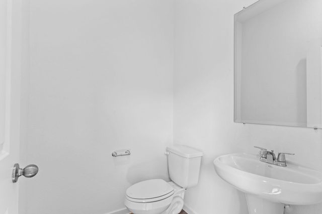 9026 Rose Water Trail, Iowa Colony, TX 77583