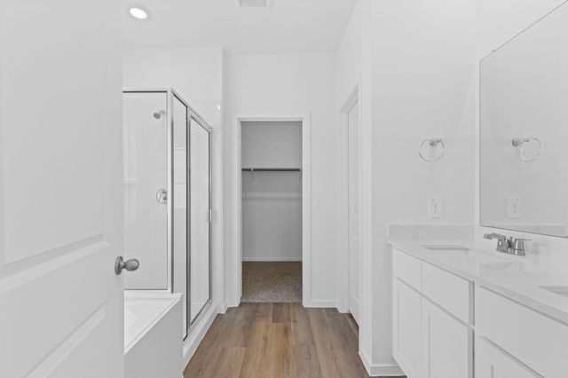 9026 Rose Water Trail, Iowa Colony, TX 77583