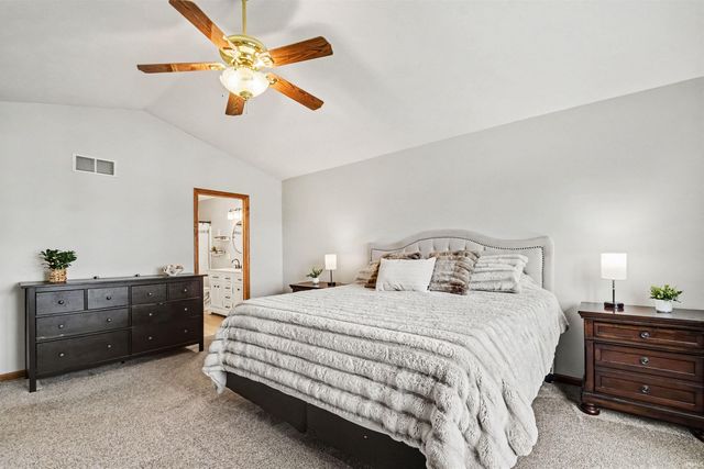 11032 Gorden Setter Drive, Osceola, IN 46561