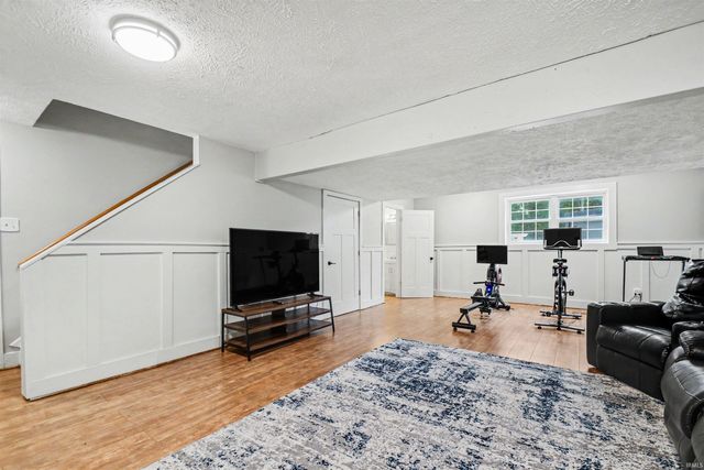 11032 Gorden Setter Drive, Osceola, IN 46561