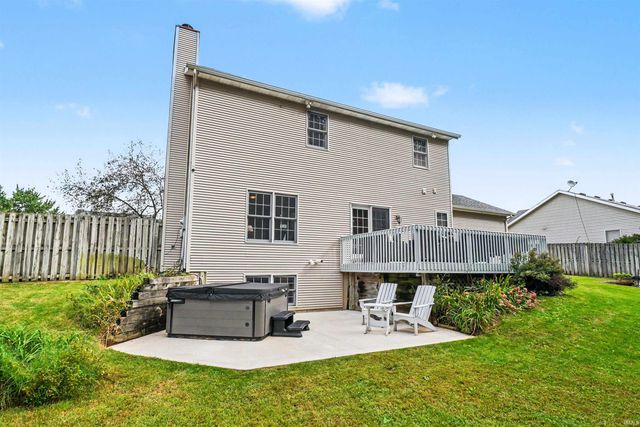 11032 Gorden Setter Drive, Osceola, IN 46561