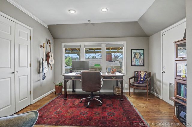 2432 E 25th Place, Tulsa, OK 74114