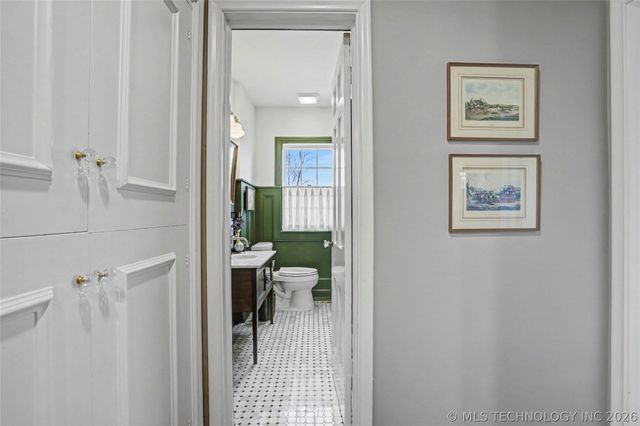 2432 E 25th Place, Tulsa, OK 74114