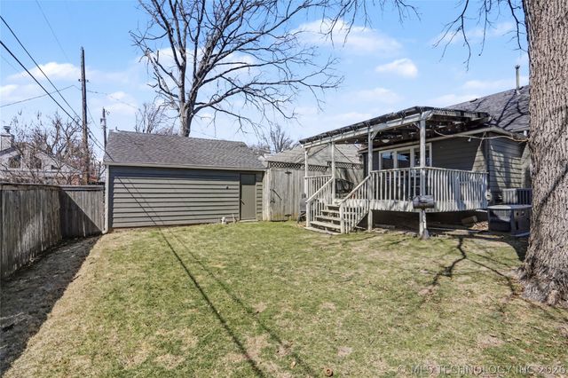 2432 E 25th Place, Tulsa, OK 74114