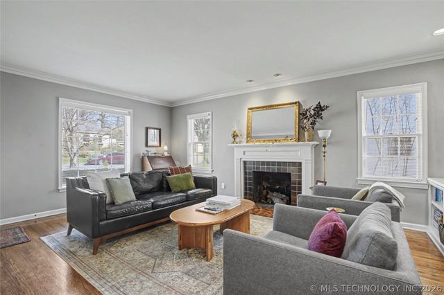 2432 E 25th Place, Tulsa, OK 74114