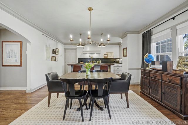 2432 E 25th Place, Tulsa, OK 74114