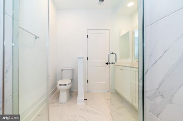 7324 BLADE DR, Falls Church, VA 22042